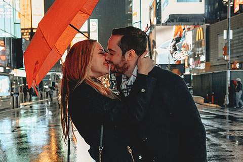 unsplash.com/@claybanks